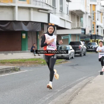 Runner Photo 7998612