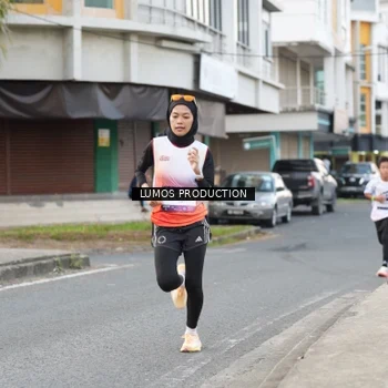 Runner Photo 7998616