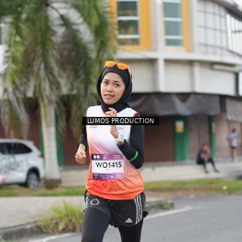 Runner Photo 7998639