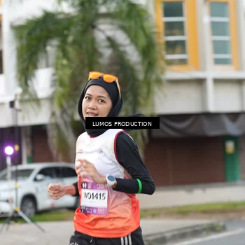Runner Photo 7998644