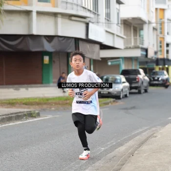 Runner Photo 7998651