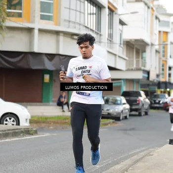 Runner Photo 7998663