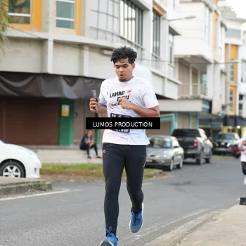 Runner Photo 7998664