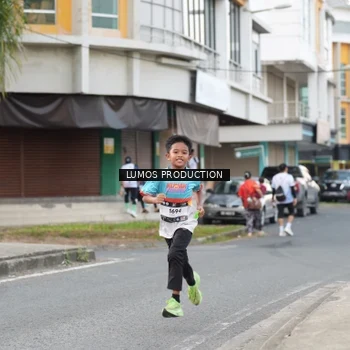 Runner Photo 7998704