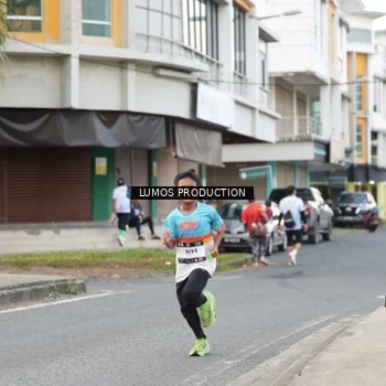 Runner Photo 7998706