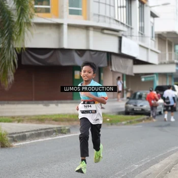 Runner Photo 7998715