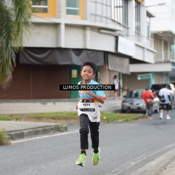 Runner Photo 7998716