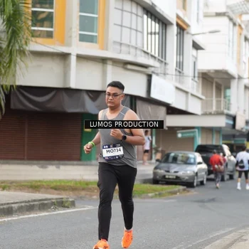 Runner Photo 7998733