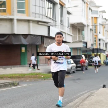 Runner Photo 7998735