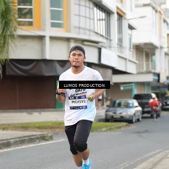 Runner Photo 7998749
