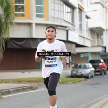 Runner Photo 7998752