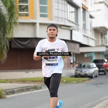 Runner Photo 7998755
