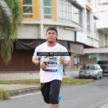Runner Photo 7998765