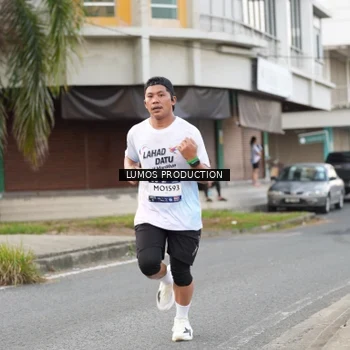 Runner Photo 7998768
