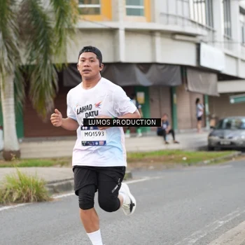 Runner Photo 7998777
