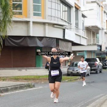 Runner Photo 7998786