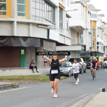 Runner Photo 7998787