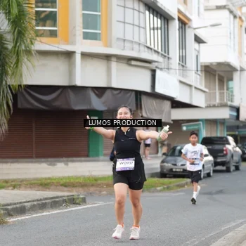 Runner Photo 7998789