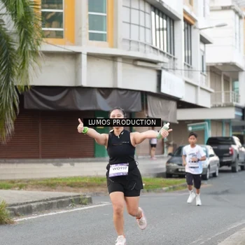 Runner Photo 7998793