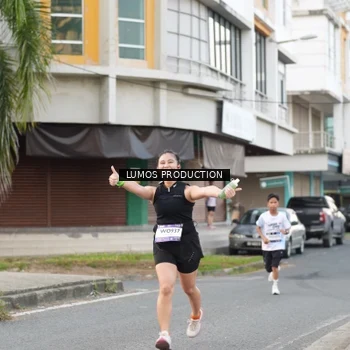 Runner Photo 7998797