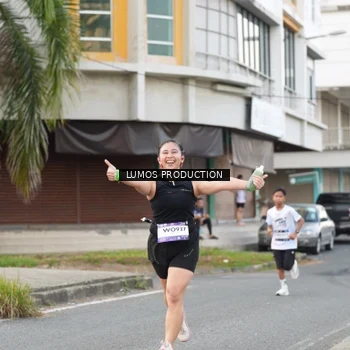 Runner Photo 7998800