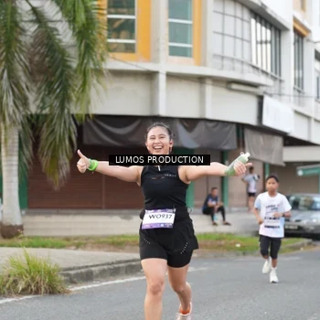 Runner Photo 7998811