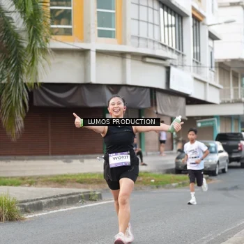 Runner Photo 7998812