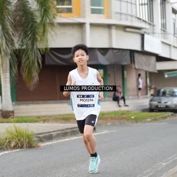Runner Photo 7998832