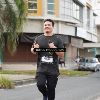 Runner Photo 7998846