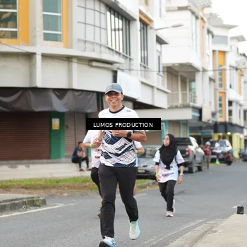Runner Photo 7998847