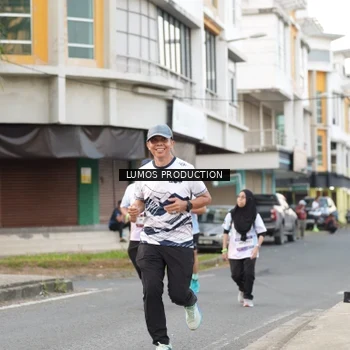 Runner Photo 7998860