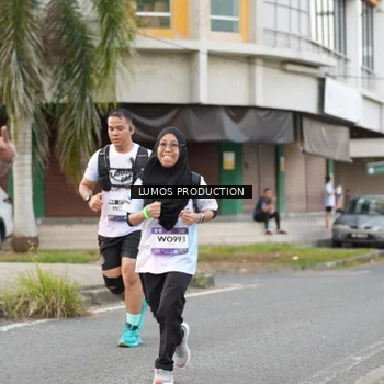 Runner Photo 7998870