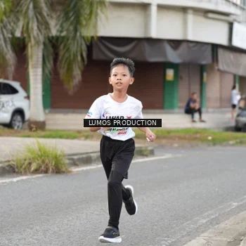 Runner Photo 7998879