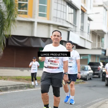 Runner Photo 7998995