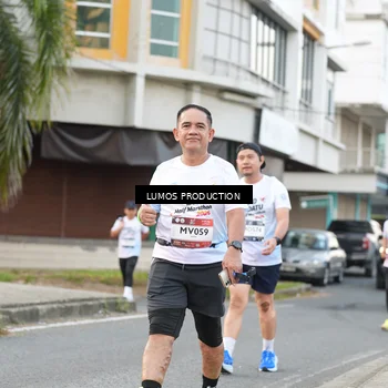 Runner Photo 7998998