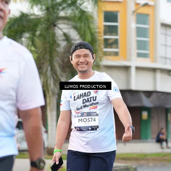 Runner Photo 7999003