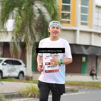 Runner Photo 7999011