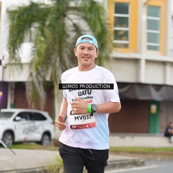 Runner Photo 7999016