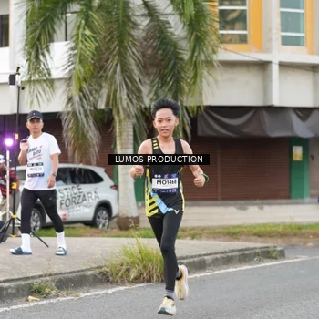 Runner Photo 7999021