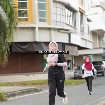 Runner Photo 7999047