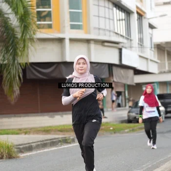 Runner Photo 7999051