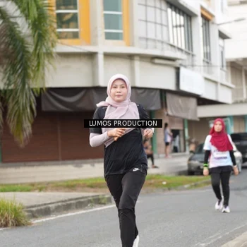 Runner Photo 7999052