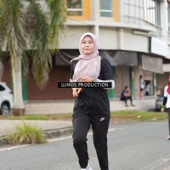 Runner Photo 7999061