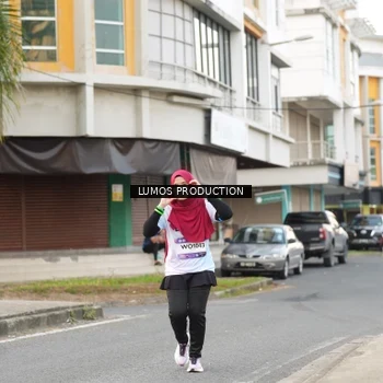 Runner Photo 7999068