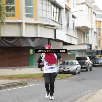 Runner Photo 7999069