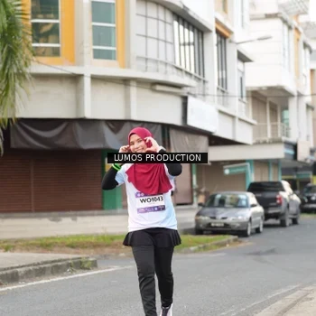 Runner Photo 7999080