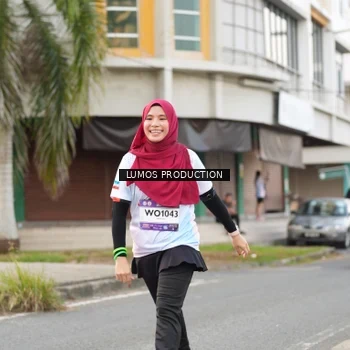 Runner Photo 7999100