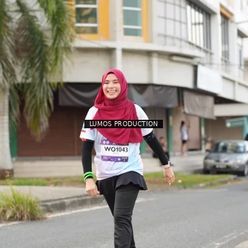 Runner Photo 7999103