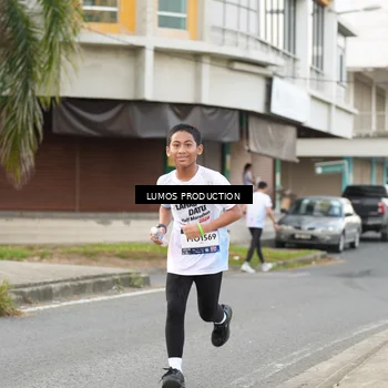 Runner Photo 7999104