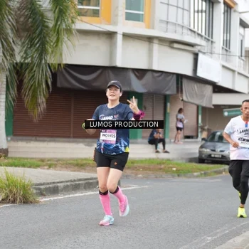 Runner Photo 7999117